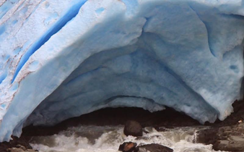 Disappearing glaciers pose downstream threat in Pacific Northwest